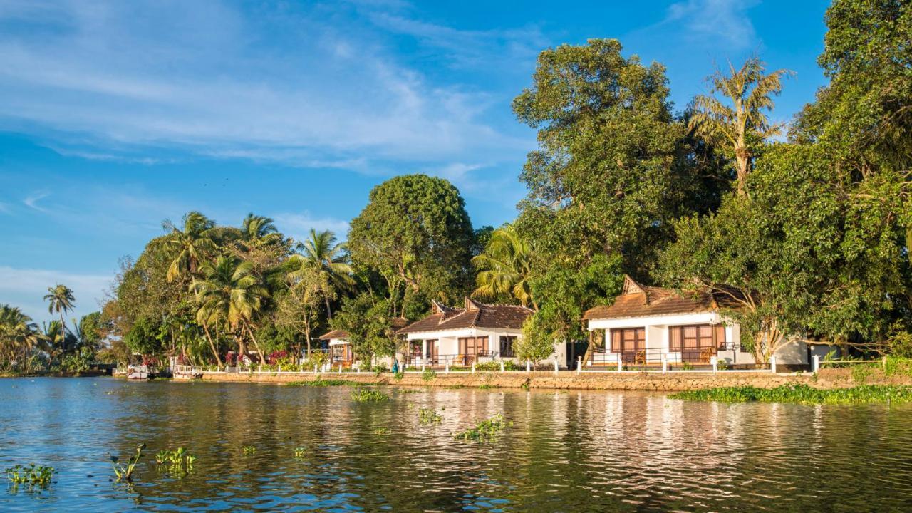 Warmth Lake Haven Alappuzha Eksteriør billede