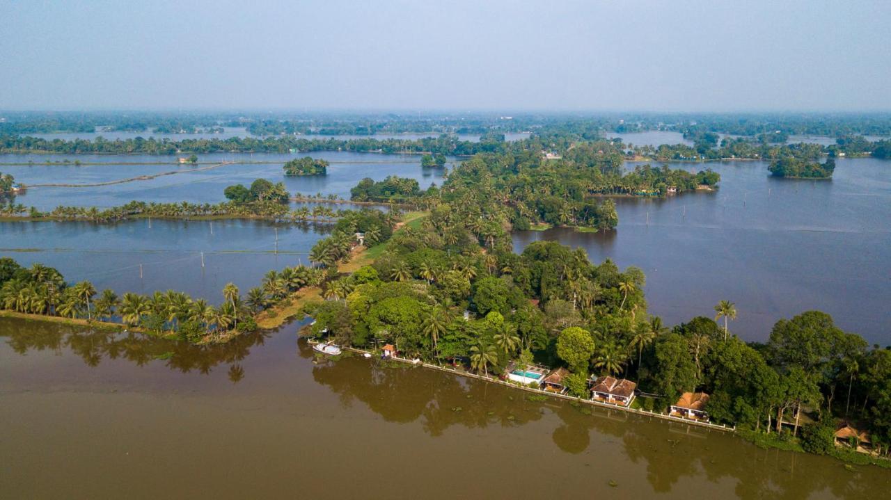 Warmth Lake Haven Alappuzha Eksteriør billede
